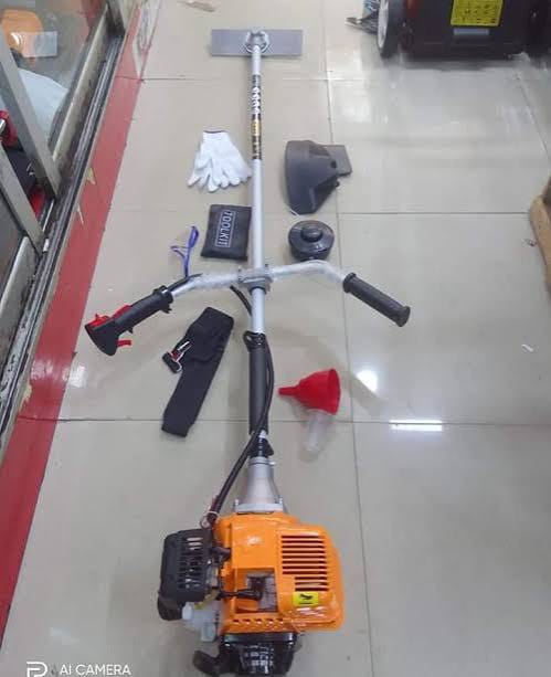 Grass Cutter Machine